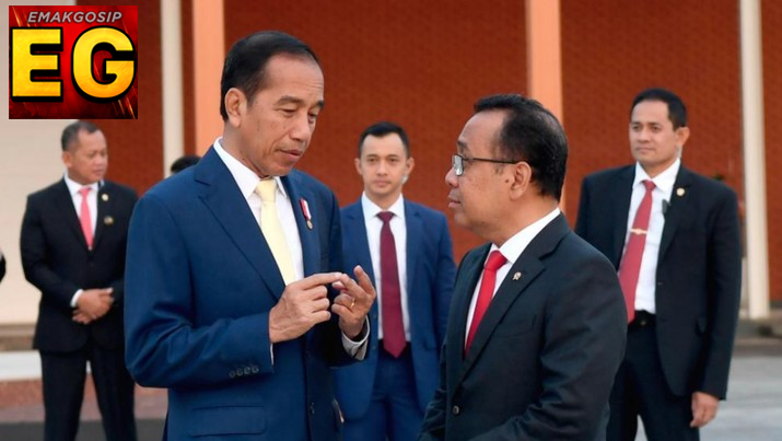 Senyum Lebar Jokowi Saat Ditanya Soal Dasi Kuning Dan Golkar